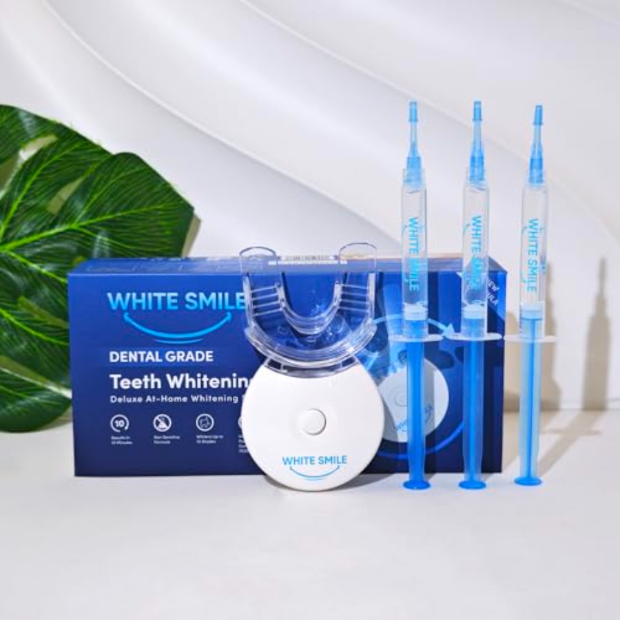 WHITE SMILE Teeth Whitening Ki - огляд і ціна Teeth Whitening Kit With Light